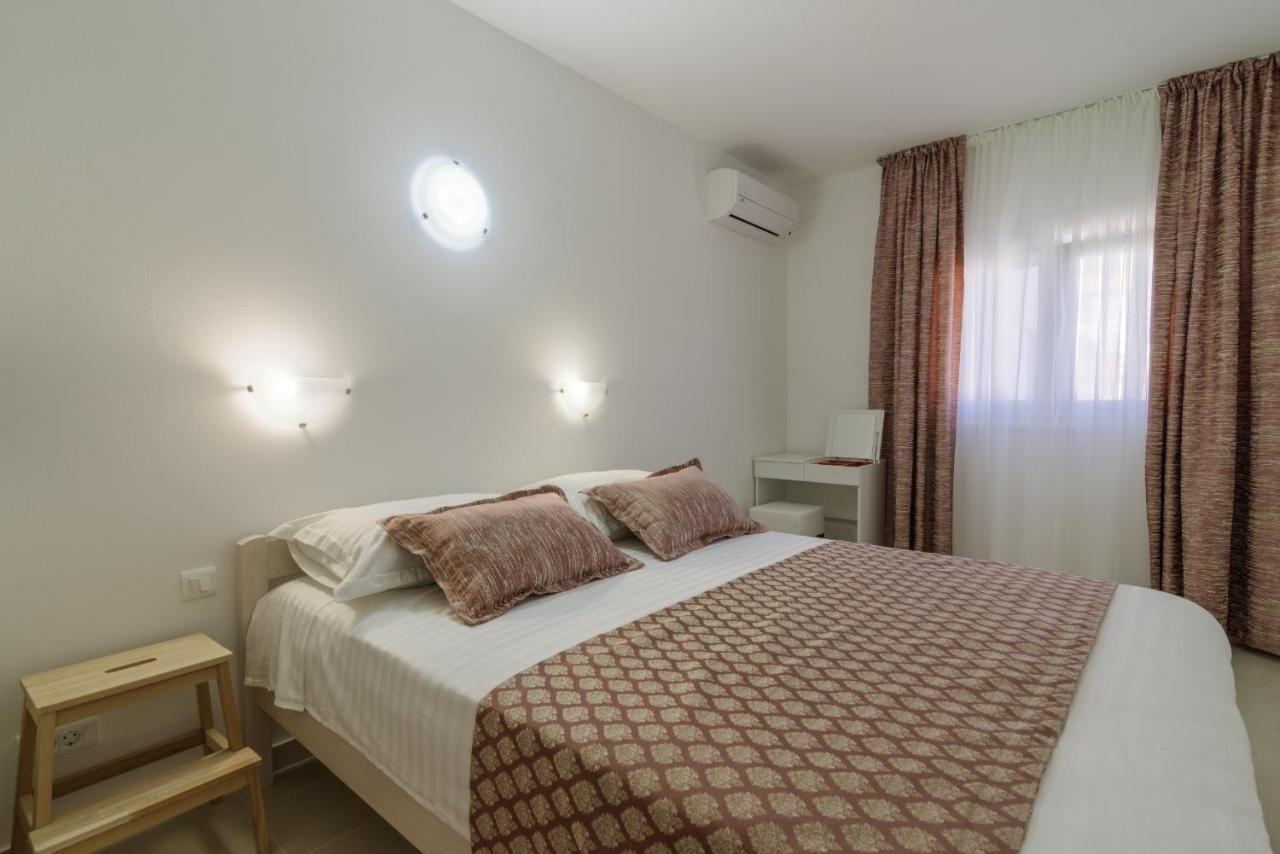 Apartment S-7 Trogir Exterior photo