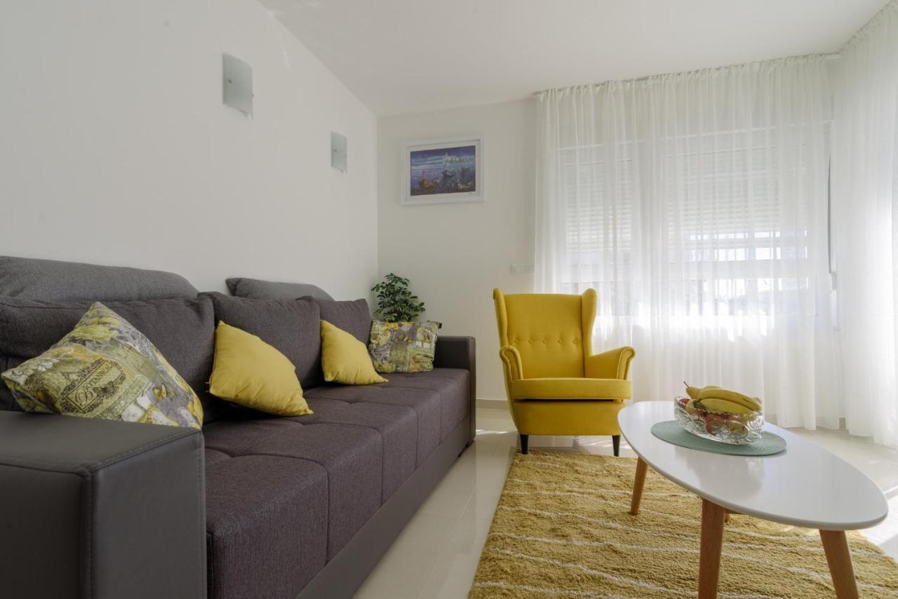 Apartment S-7 Trogir Exterior photo